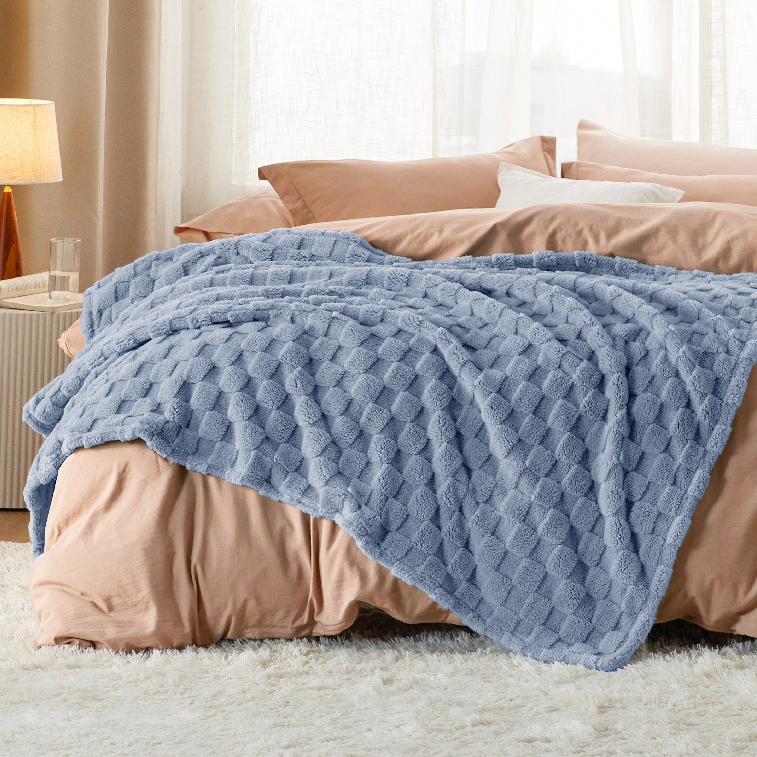 Jacquard Shaggy Sherpa Blanket